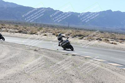 media/Dec-01-2025-Moto Forza (Mon) [[2daa91e15f]]/3-Beginner Group/Session 3 (Turn 16 Inside)/